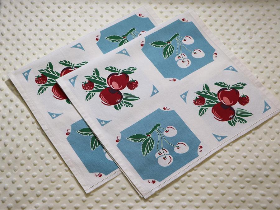 Granny Fruit Blue Hemstitched Tea Towels Kit