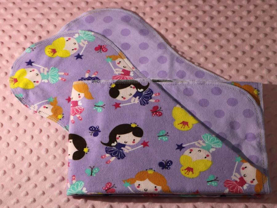 Princess And Dots Hemstitched Flannel Blanket w/(2) Burp Cloths Kit