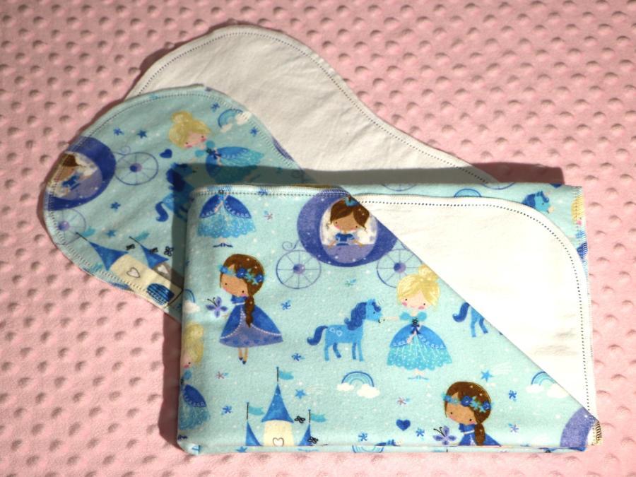 Pretty Princesses and Castles Hemstitched Flannel Blanket w/(2) Burp Cloths Kit