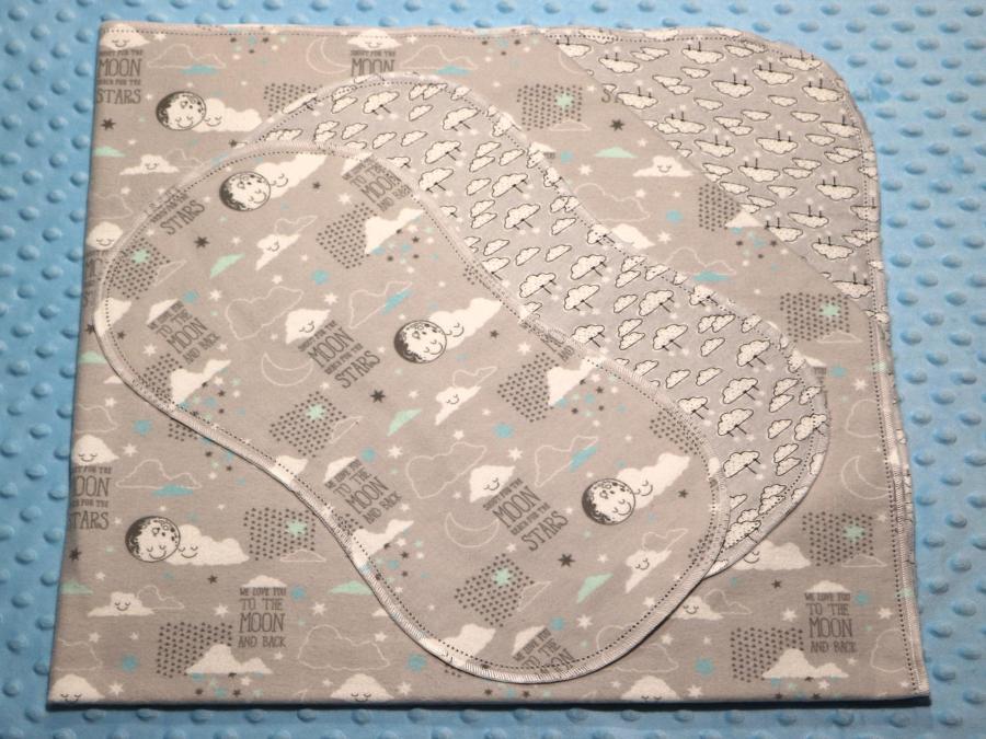 Shoot For The Moon Hemstitched Flannel Blanket w/(2) Burp Cloths Kit