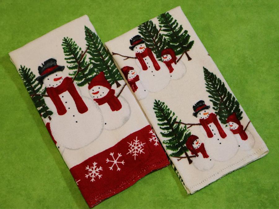 Snowmen Hemstitch (2) Piece Tea Towel Kit